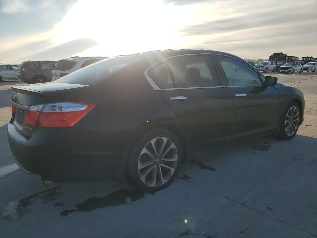 2013 Honda Accord VIN 1HGCR2F53DA223295 Copart auction photo, side damage thumbnail 3