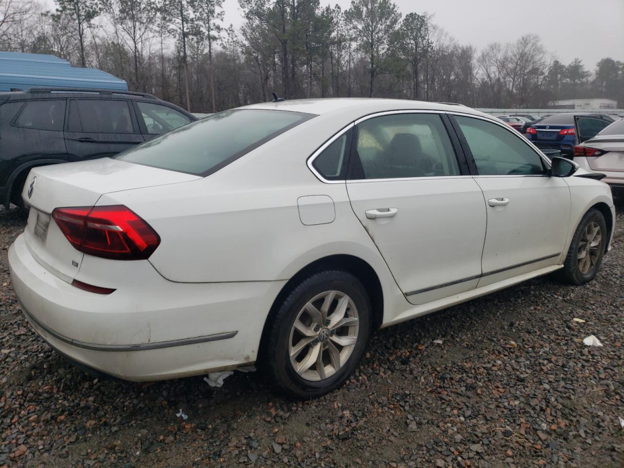 2017 Volkswagen Passat VIN 1VWAT7A3XHC074028 Copart auction photo, front end damage thumbnail 3