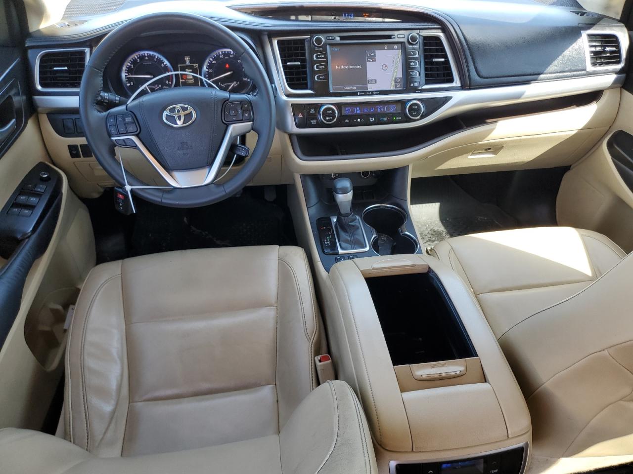 2016 Toyota Highlander VIN 5TDKKRFH7GS131258 Copart auction photo, rear end damage thumbnail 8