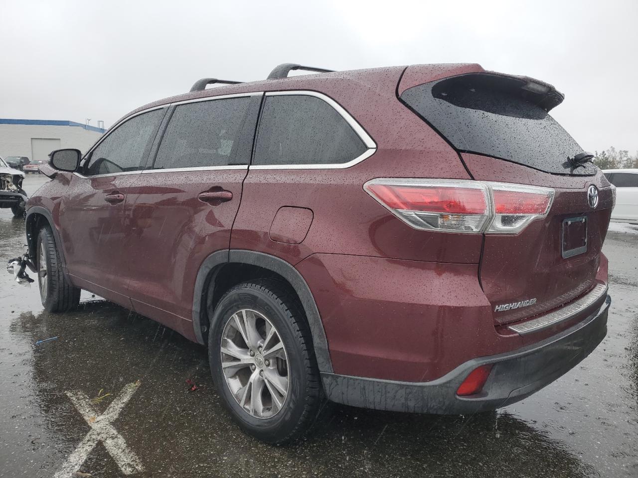 2014 Toyota Highlander VIN 5TDZKRFH2ES033251 Copart auction photo, front end damage thumbnail 2