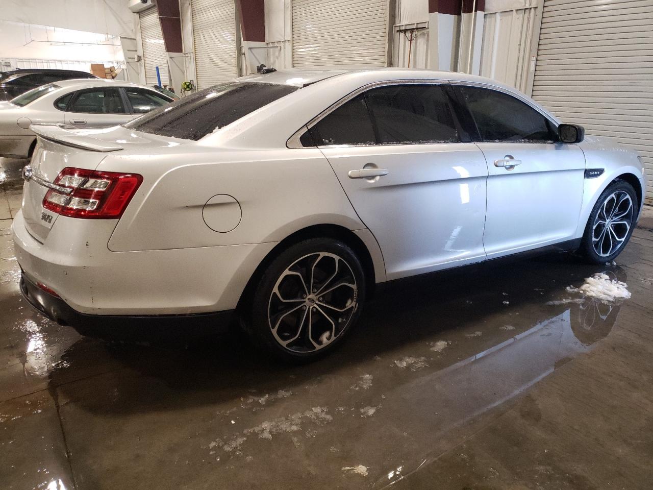 2015 Ford Taurus VIN 1FAHP2KT1FG113964 Copart auction photo, front end / side damage thumbnail 3