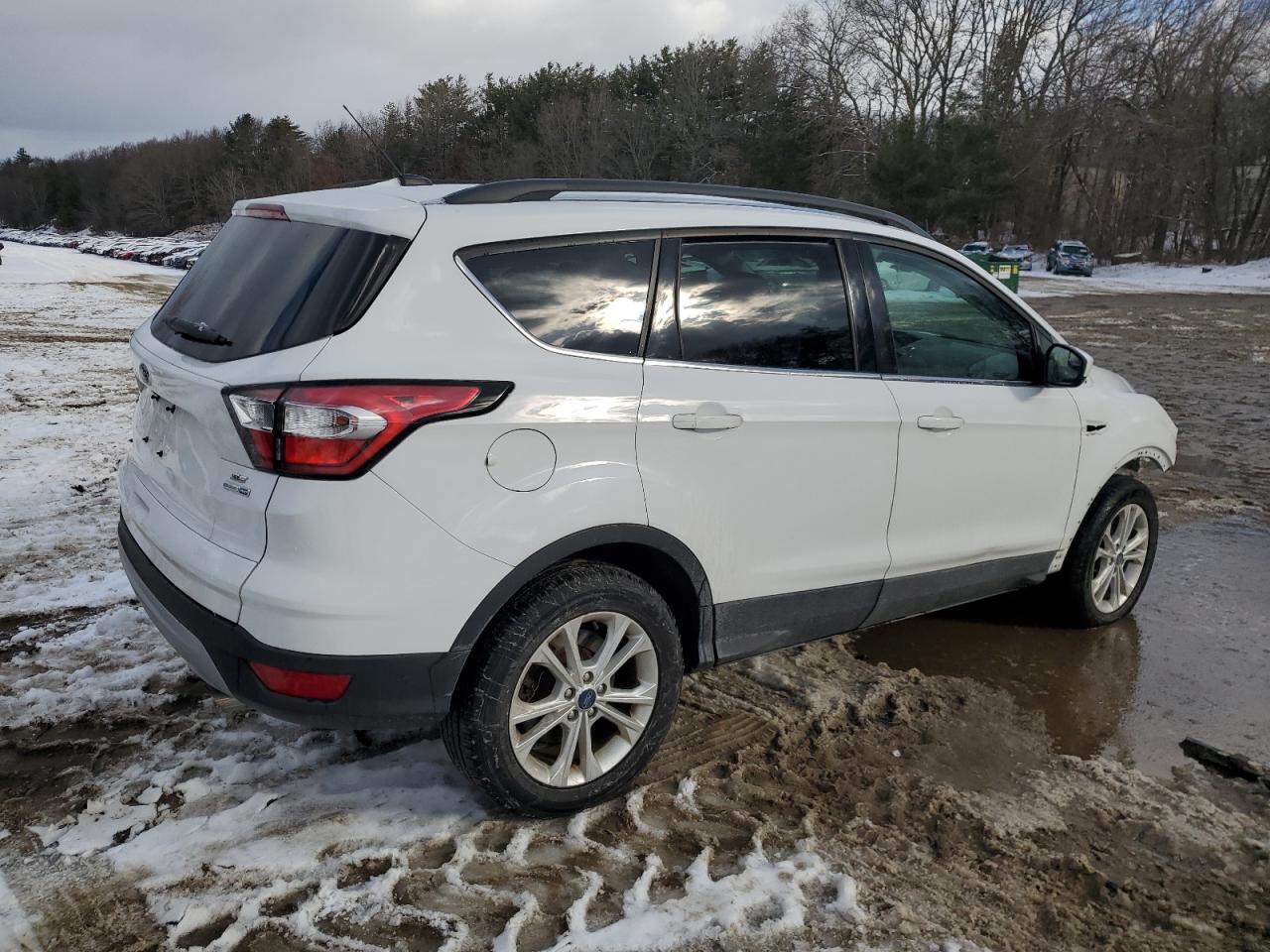 2018 Ford Escape VIN 1FMCU9GD4JUC88187 Copart auction photo, front end damage thumbnail 3