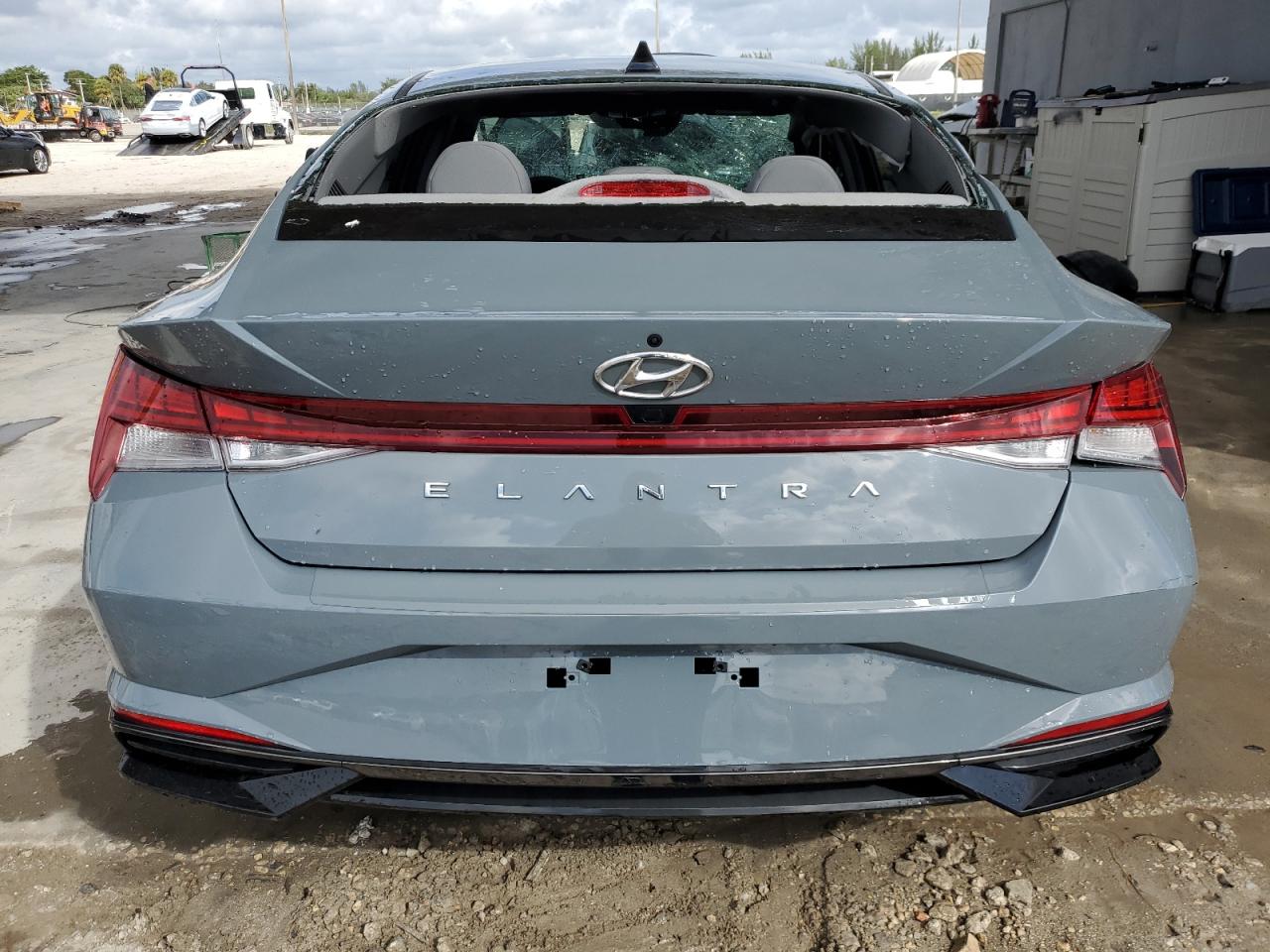 2022 Hyundai Elantra VIN KMHLN4AG4NU343679 Copart auction photo, all over damage thumbnail 6