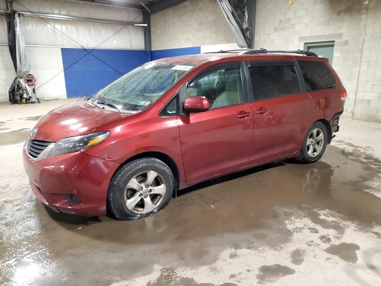 2011 Toyota Sienna VIN 5TDKK3DC1BS047787