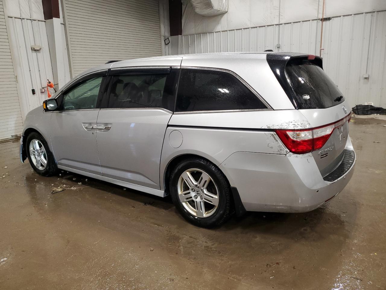2011 Honda Odyssey VIN 5FNRL5H91BB103625 Copart auction photo, front end damage thumbnail 2