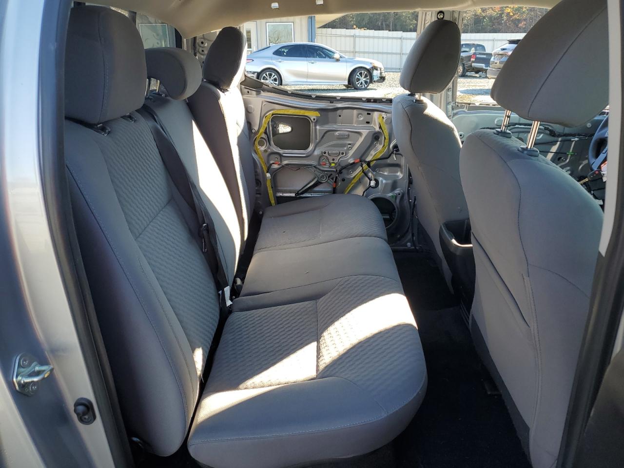 2020 Toyota Tacoma VIN 5TFAX5GN9LX181044 Copart auction photo, side damage thumbnail 10