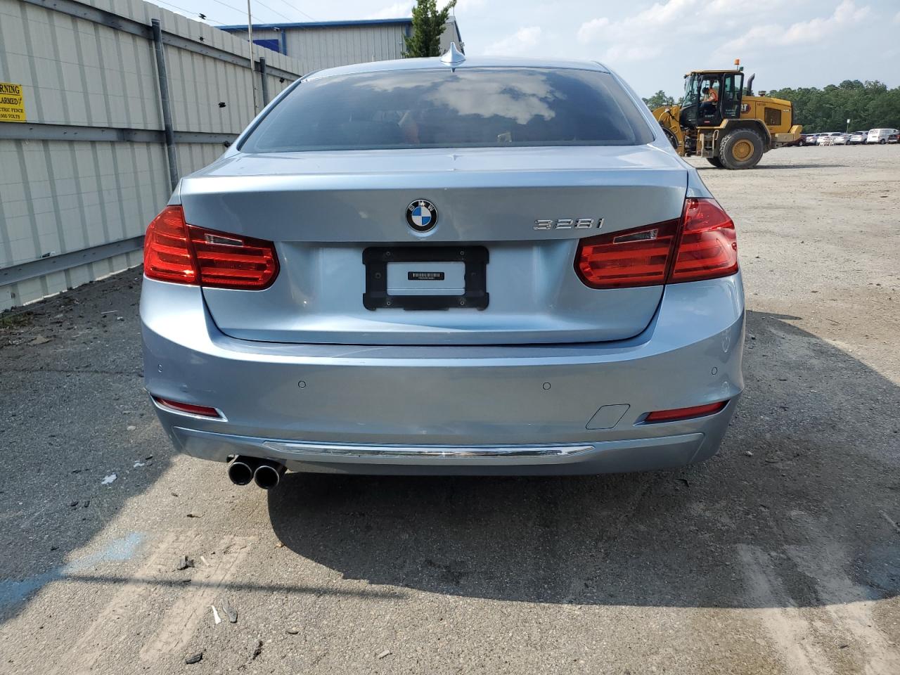 2013 BMW 3er VIN WBA3A5C5XDJ462352 Copart auction photo, water/flood damage thumbnail 6
