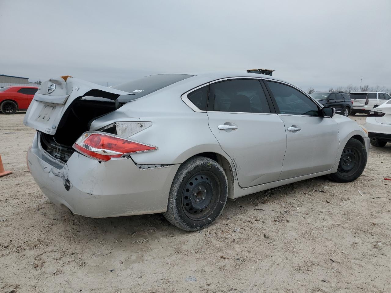 2013 Nissan Altima VIN 1N4AL3AP7DC263301 Copart auction photo, rear end / front end damage thumbnail 3