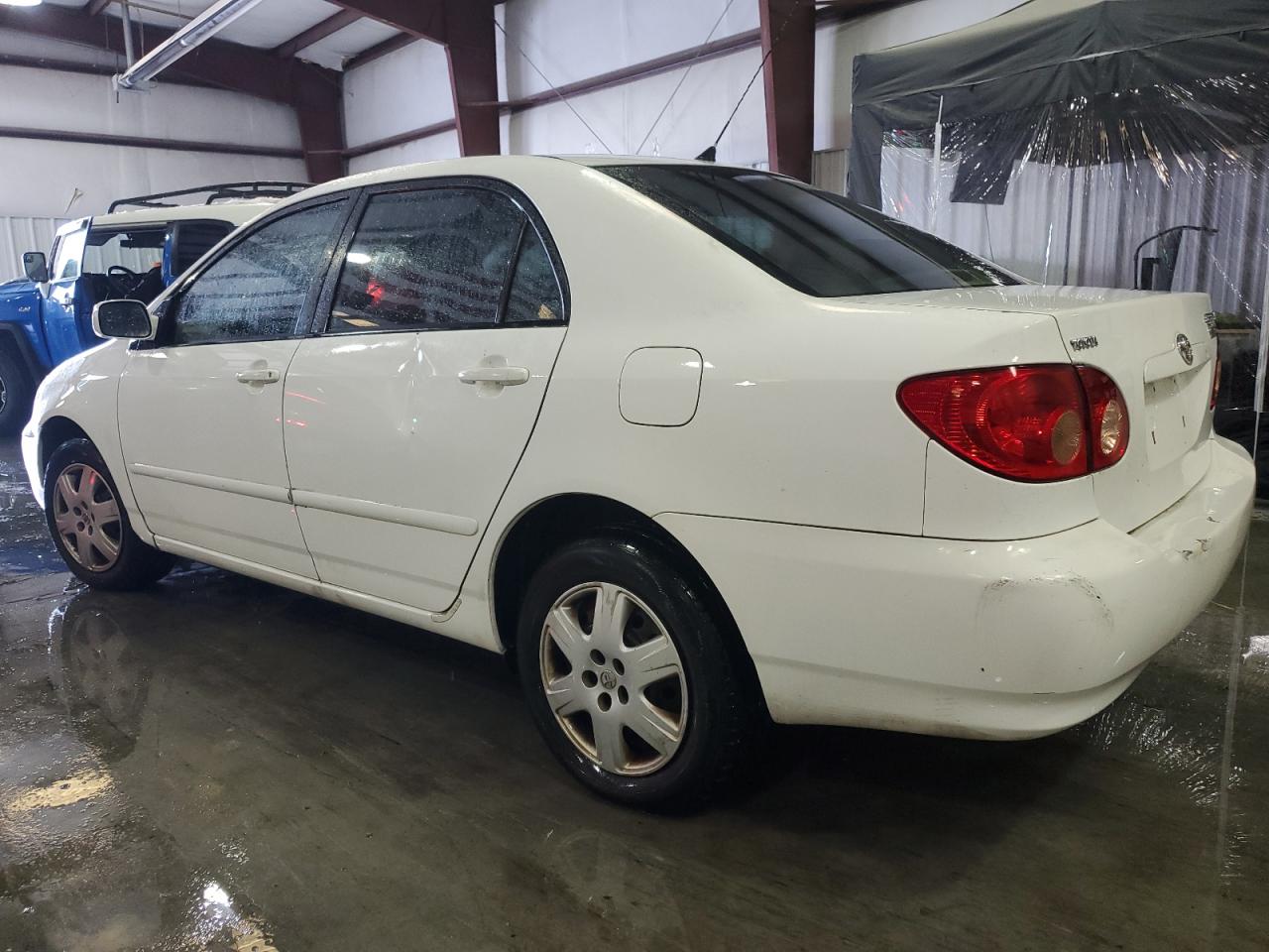 2005 Toyota Corolla VIN 2T1BR32E35C393899 Copart auction photo, front end / rear end damage thumbnail 2