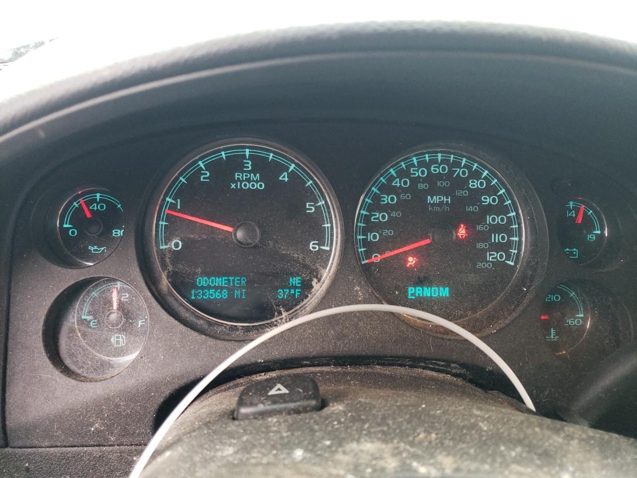 2009 GMC Yukon VIN 1GKFK33099R228562 Copart auction photo, water/flood / all over damage thumbnail 9
