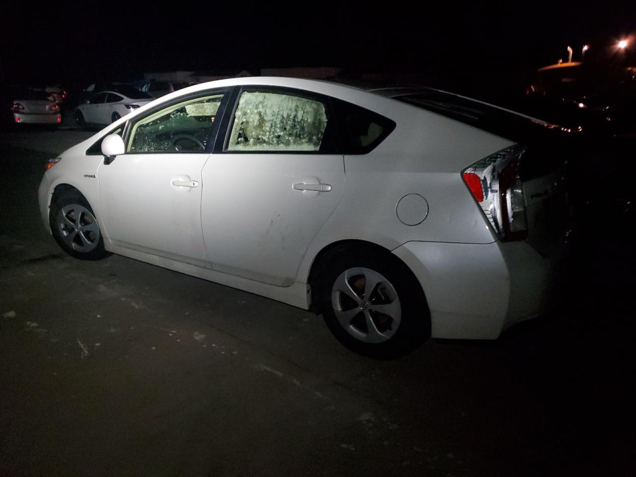 2015 Toyota Prius VIN JTDKN3DU1F1921865 Copart auction photo, water/flood damage thumbnail 2