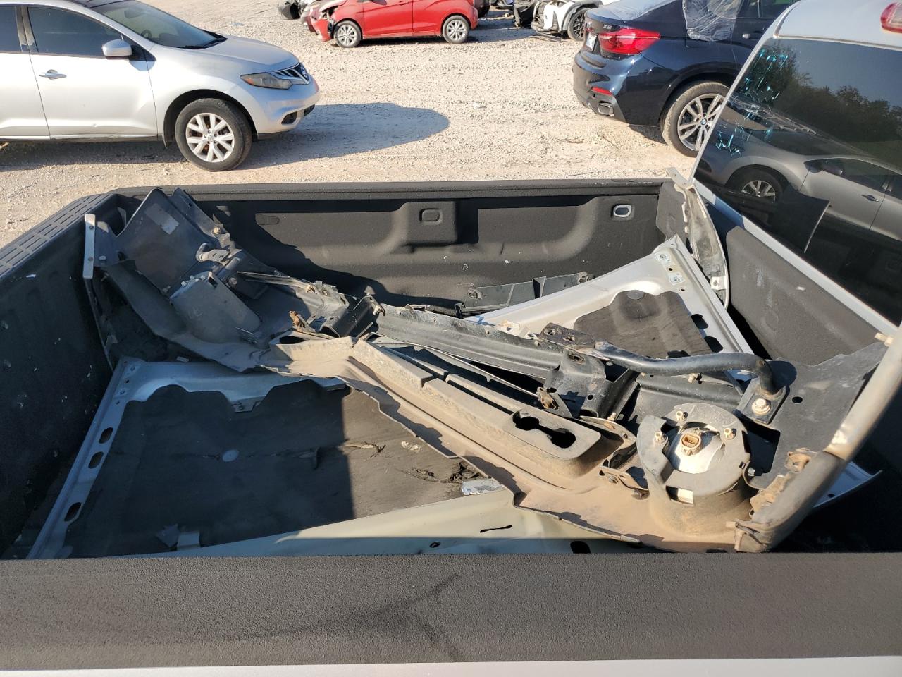 2013 GMC Sierra VIN 3GTP2VE74DG129825 Copart auction photo, front end / minor dent/scratches damage thumbnail 12