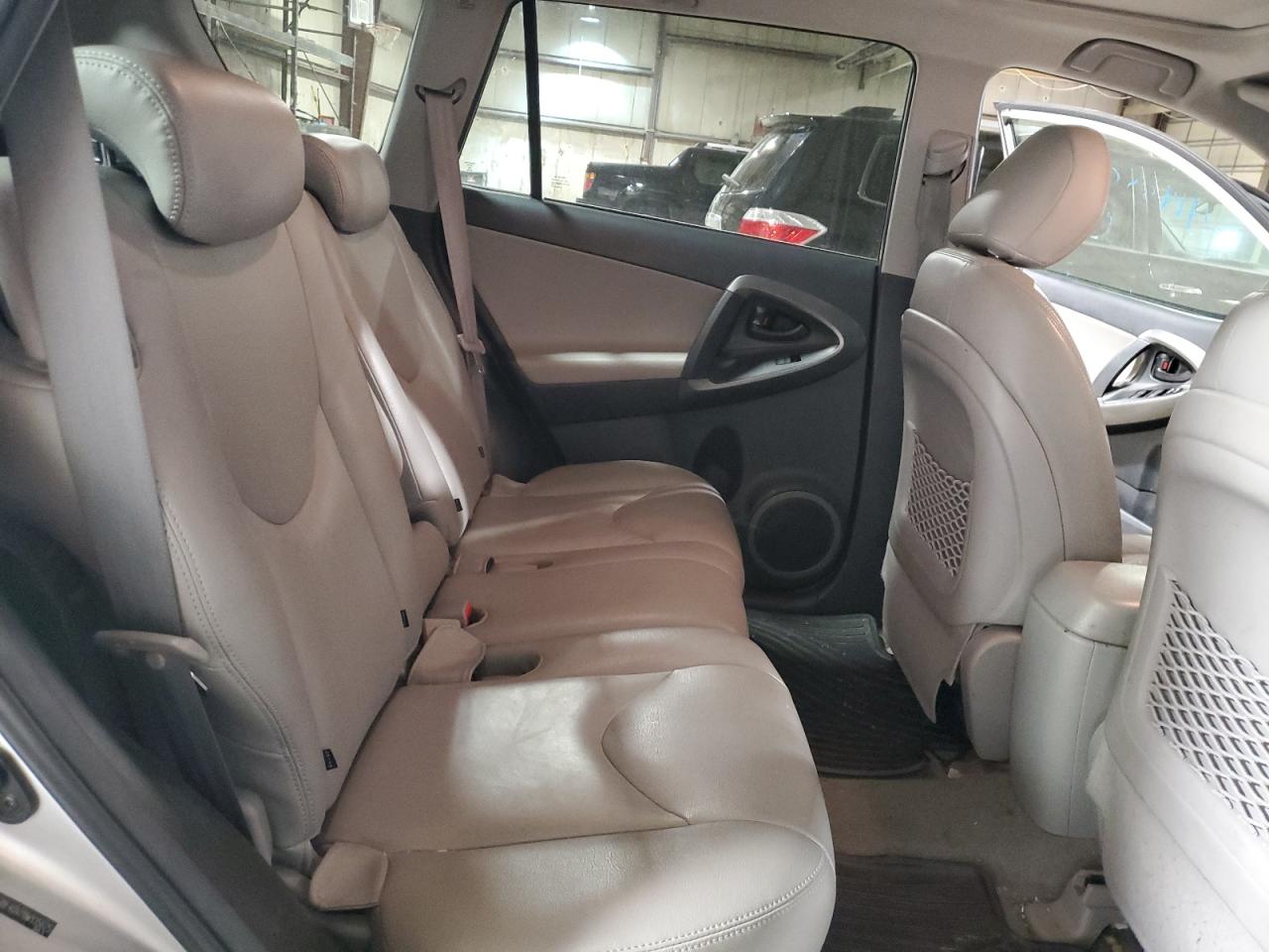 2011 Toyota RAV 4 VIN 2T3BF4DV7BW135625 Copart auction photo, top/roof / minor dent/scratches damage thumbnail 11
