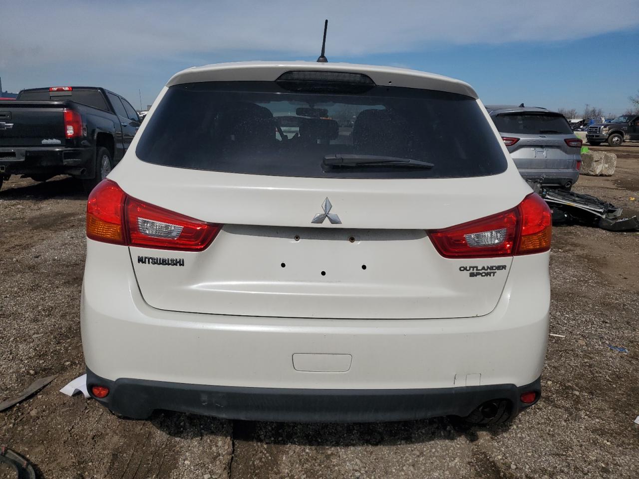 2016 Mitsubishi Outlander VIN JA4AP3AUXGZ030576 Copart auction photo, front end / side damage thumbnail 6