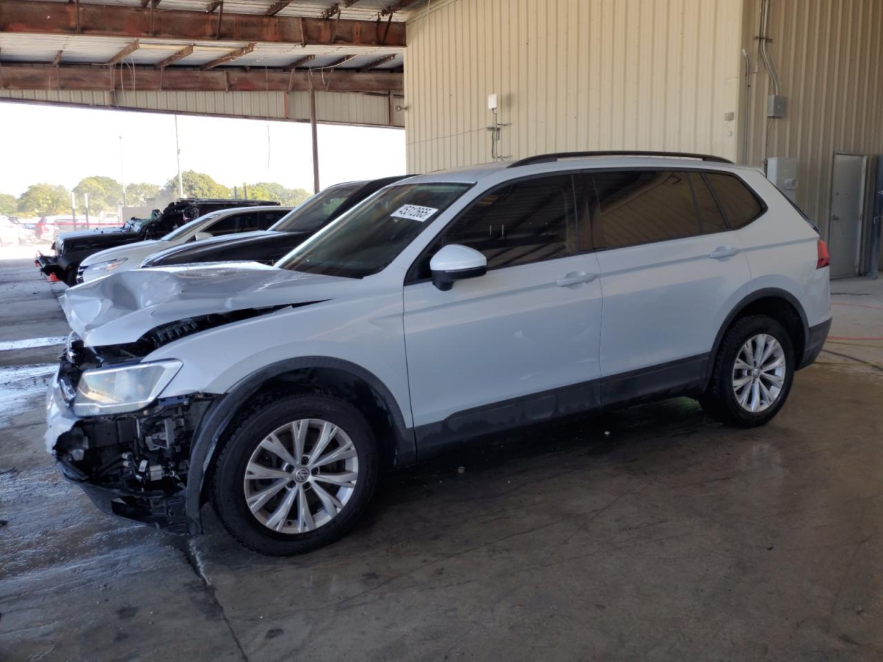 2018 Volkswagen Tiguan VIN 3VV0B7AX1JM067334