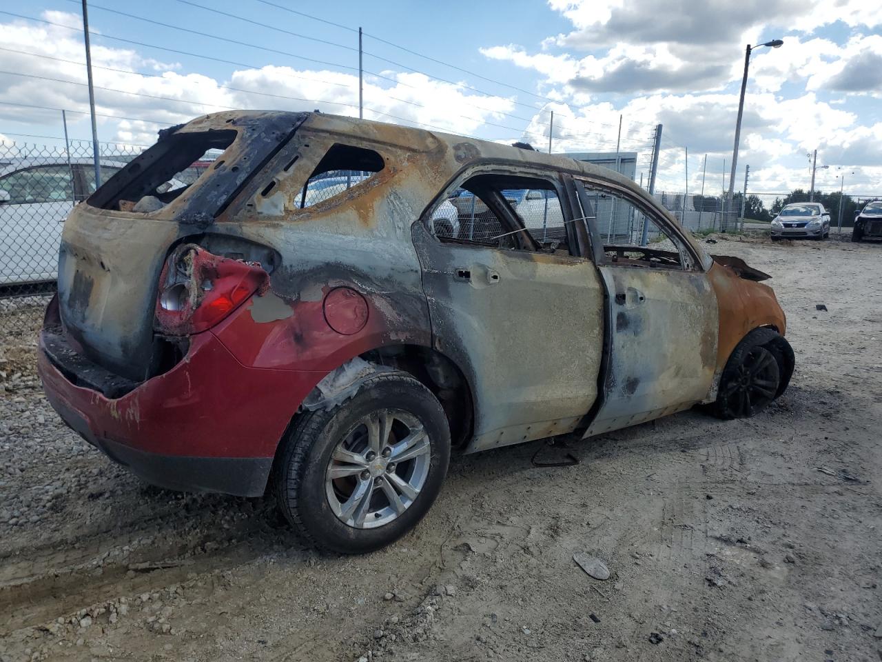 2015 Chevrolet Equinox VIN 2GNALBEK0F1152253 Copart auction photo, burn damage thumbnail 3