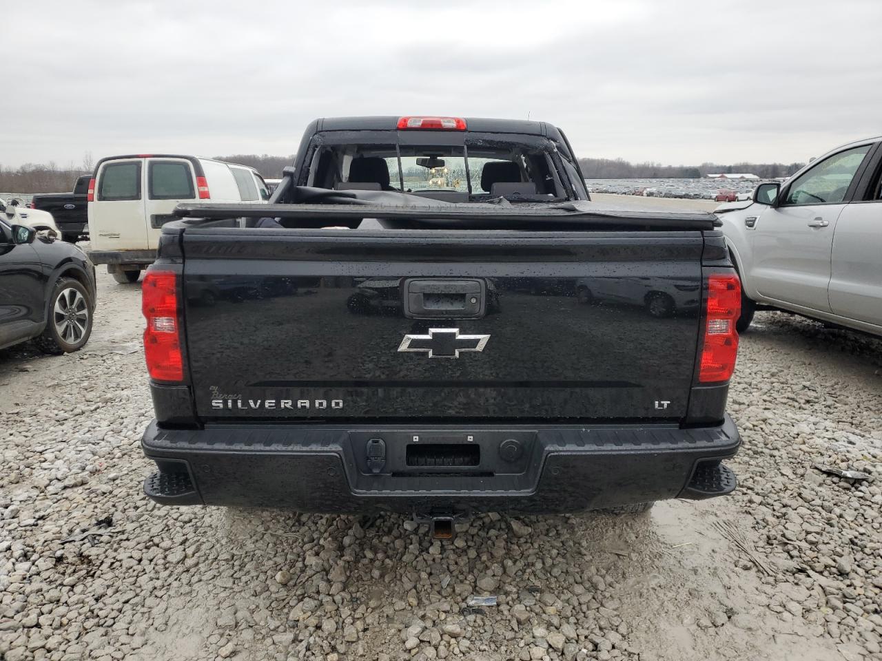 2018 Chevrolet Silverado VIN 3GCUKREC5JG555607 Copart auction photo, all over damage thumbnail 6