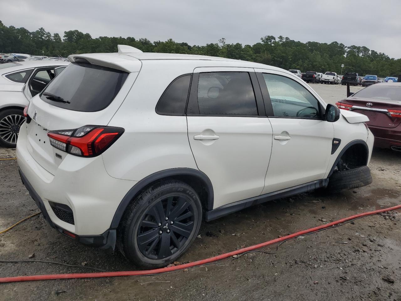 2021 Mitsubishi Outlander VIN JA4APUAU9MU021883 Copart auction photo, front end damage thumbnail 3