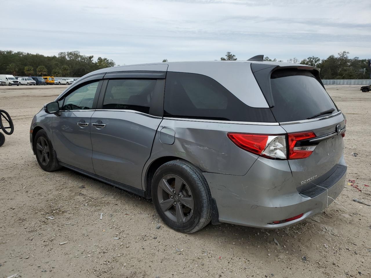 2021 Honda Odyssey VIN 5FNRL6H59MB044233 Copart auction photo, rear end damage thumbnail 2