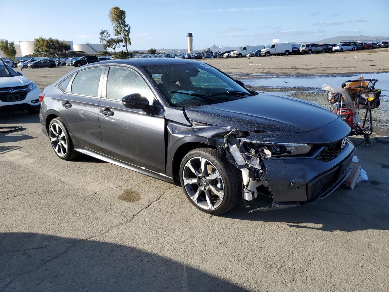 2025 Honda Civic VIN 2HGFE4F83SH325709 Copart auction photo, vandalism / front end damage thumbnail 4