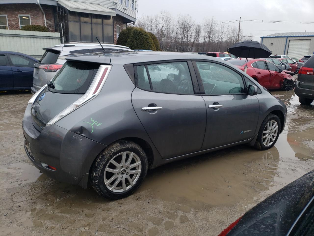 2015 Nissan Leaf VIN 1N4AZ0CP3FC300910 Copart auction photo, front end / rear end damage thumbnail 3