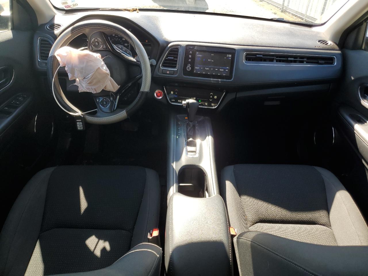 2021 Honda HR-V VIN 3CZRU5H53MM713285 Copart auction photo, front end / minor dent/scratches damage thumbnail 8
