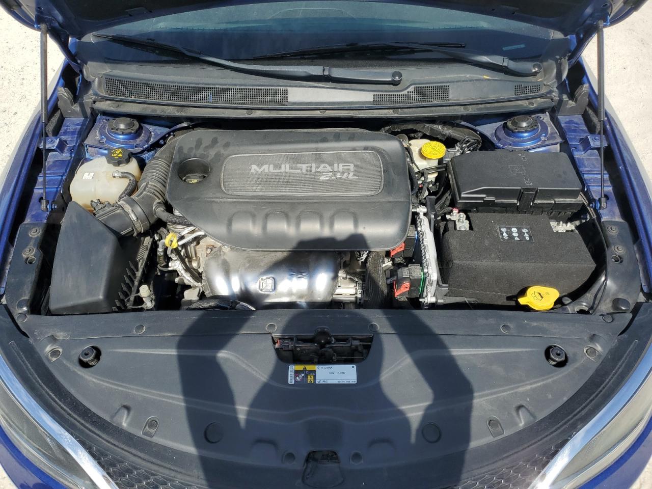 2015 Chrysler 200 VIN 1C3CCCCB4FN550725 Copart auction photo, rear end / side damage thumbnail 13