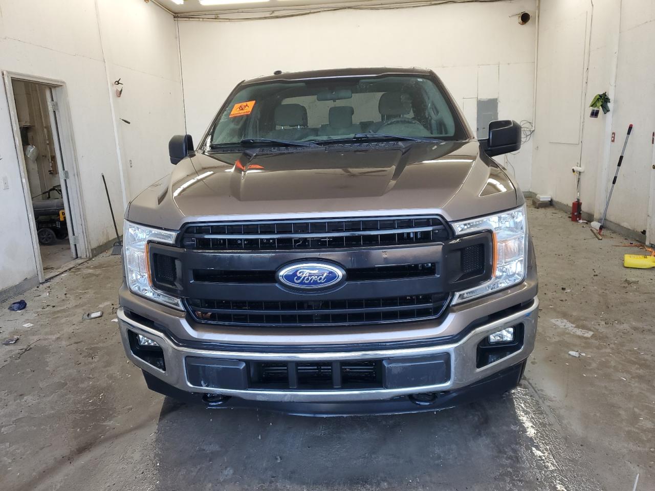 2018 Ford F-150 VIN 1FTEX1EP2JKC44235 Copart auction photo, side / minor dent/scratches damage thumbnail 5