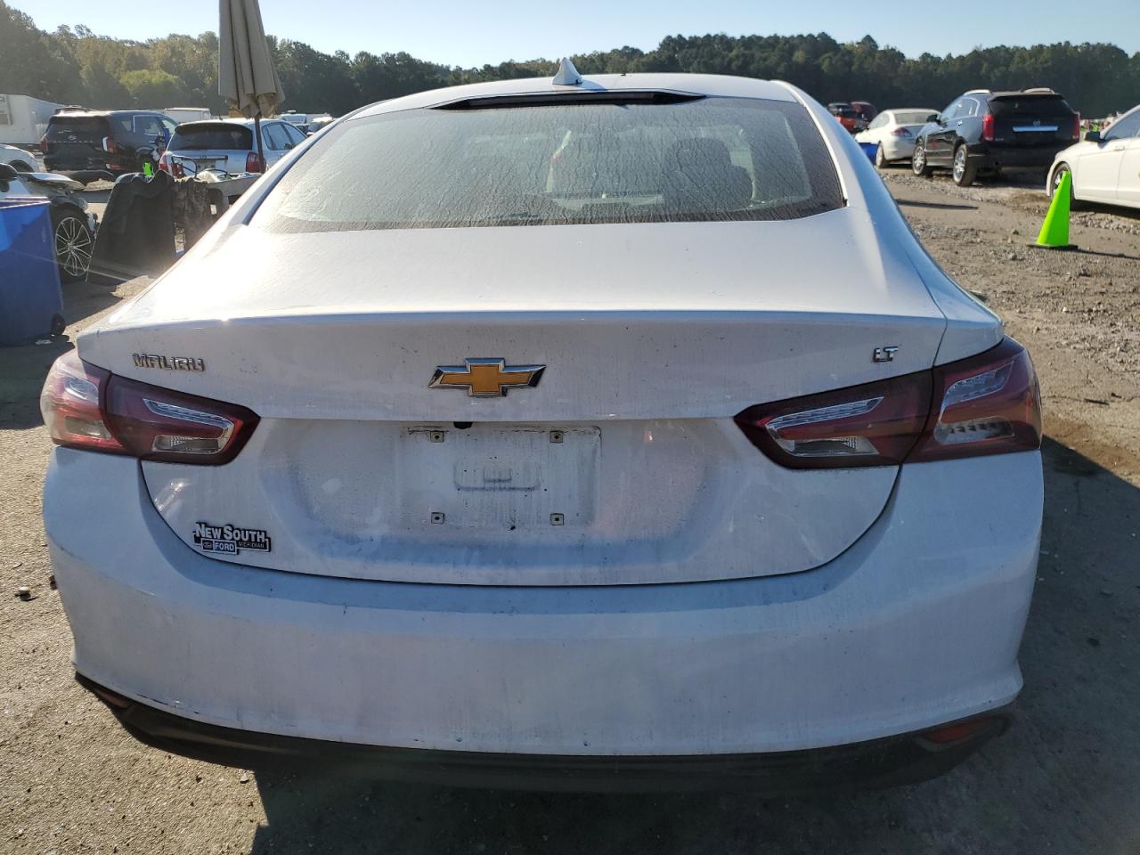 2022 Chevrolet Malibu VIN 1G1ZD5STXNF134351 Copart auction photo, minor dent/scratches damage thumbnail 6