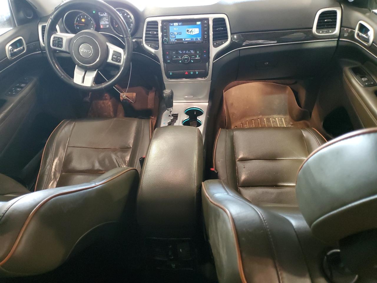 2011 Jeep Grand Cherokee VIN 1J4RR4GG6BC675290 Copart auction photo, rear end / minor dent/scratches damage thumbnail 8