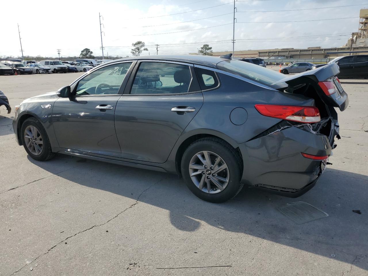 2020 KIA Optima VIN 5XXGT4L38LG434298 Copart auction photo, rear end damage thumbnail 2