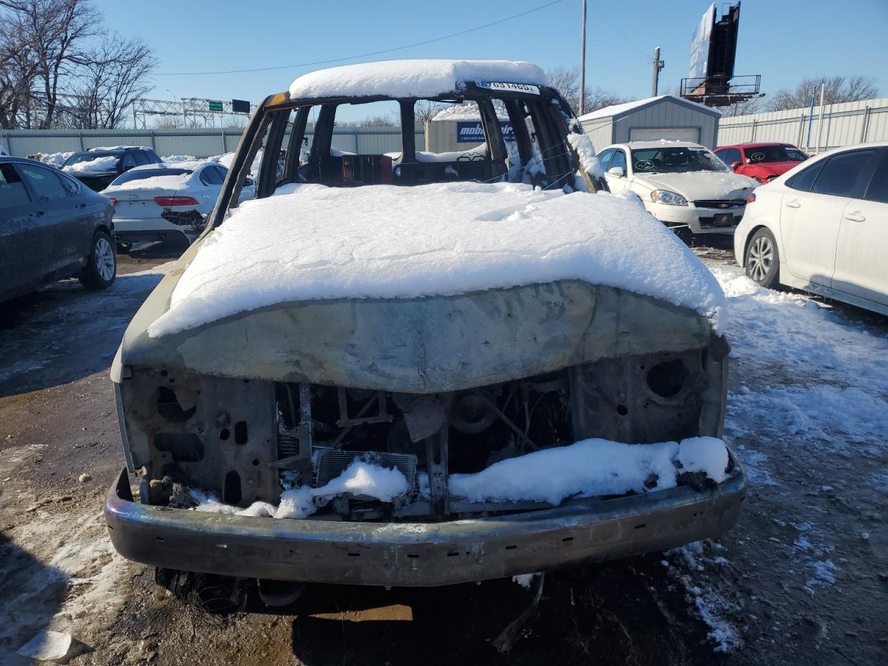 1997 Chevrolet Tahoe VIN 1GNEK13R4VJ306546 Copart auction photo, burn damage thumbnail 5