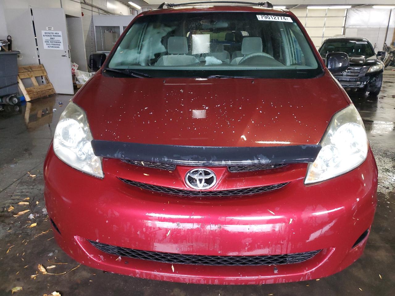 2008 Toyota Sienna VIN 5TDZK23C68S128738 Copart auction photo, rear end / front end damage thumbnail 5