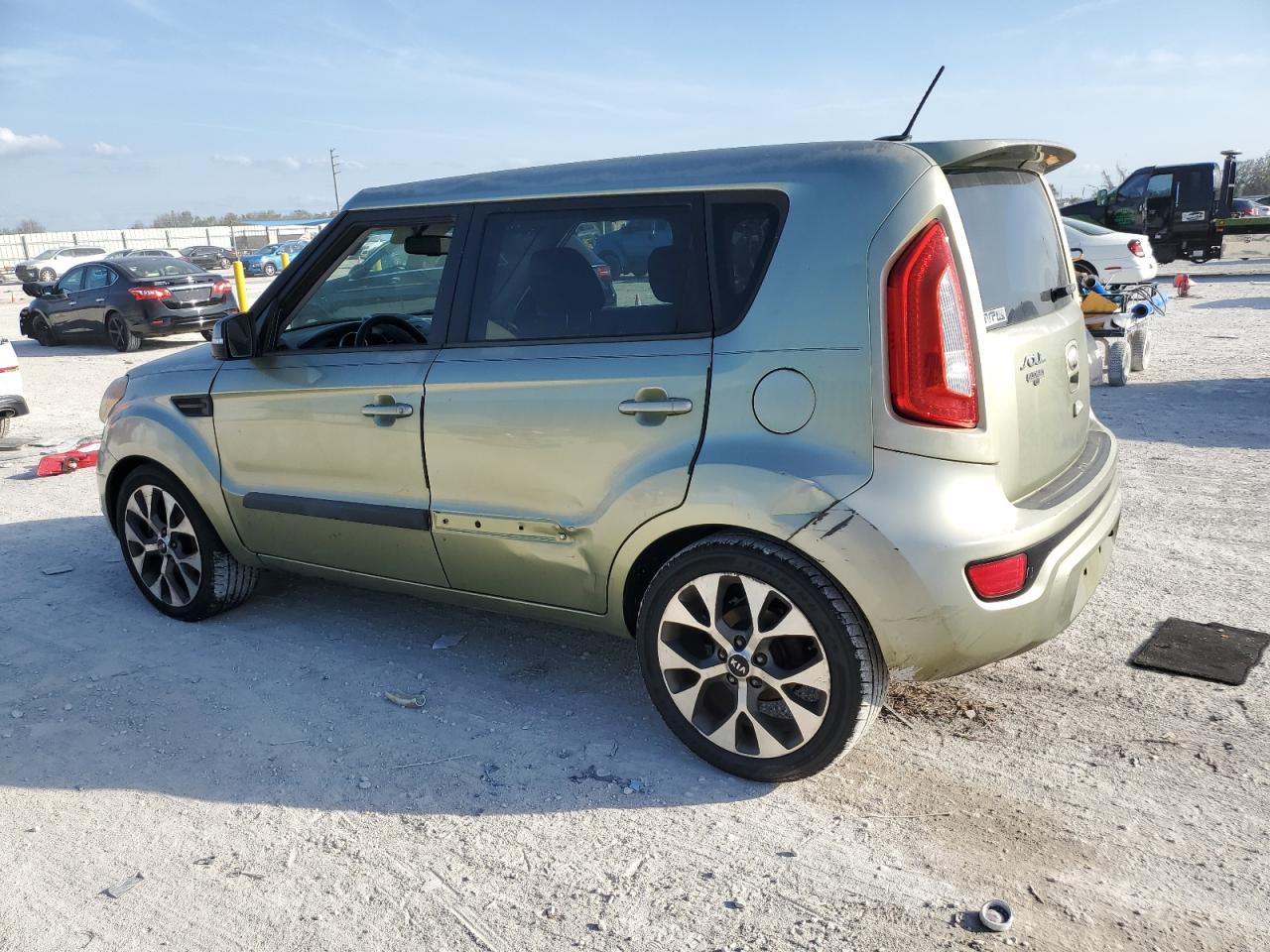 2013 KIA Soul VIN KNDJT2A60D7583340 Copart auction photo, side damage thumbnail 2
