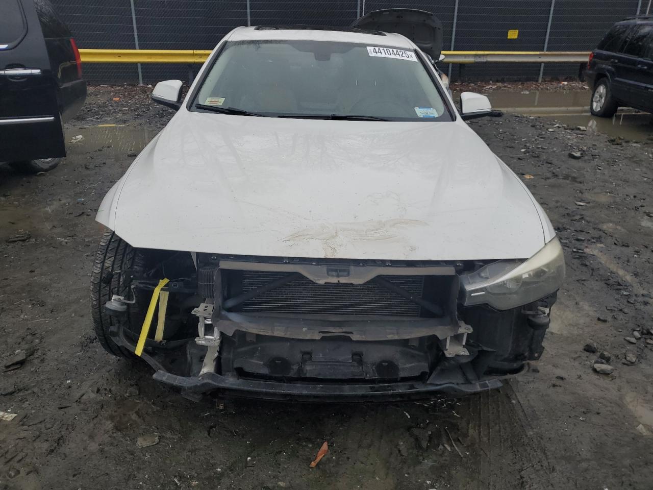2013 BMW 3er VIN WBA3B5C56DF591978 Copart auction photo, front end damage thumbnail 5
