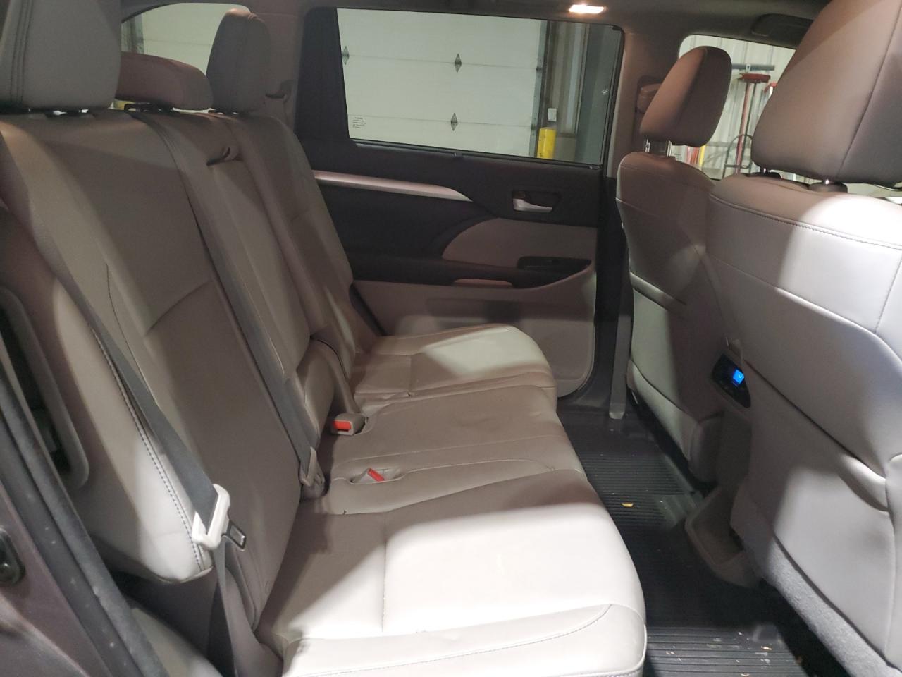 2014 Toyota Highlander VIN 5TDKKRFH1ES028799 Copart auction photo, front end damage thumbnail 11