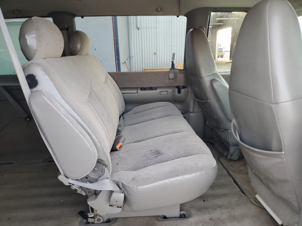 2002 Chevrolet Astro VIN 1GNDM19X22B145342 Copart auction photo, rear end damage thumbnail 11