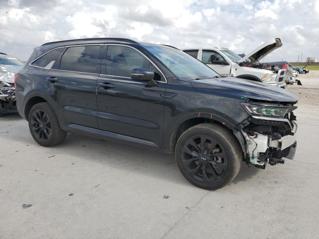 2022 KIA Sorento VIN 5XYRKDLF3NG160187 Copart auction photo, front end damage thumbnail 4