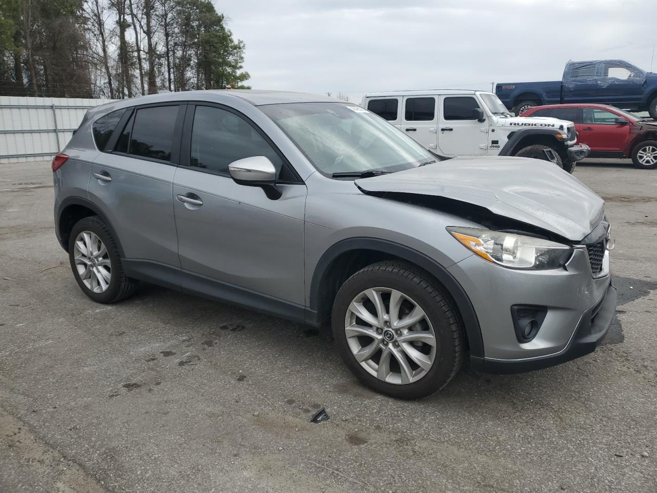 2015 Mazda CX-5 VIN JM3KE2DY4F0538013 Copart auction photo, front end damage thumbnail 4
