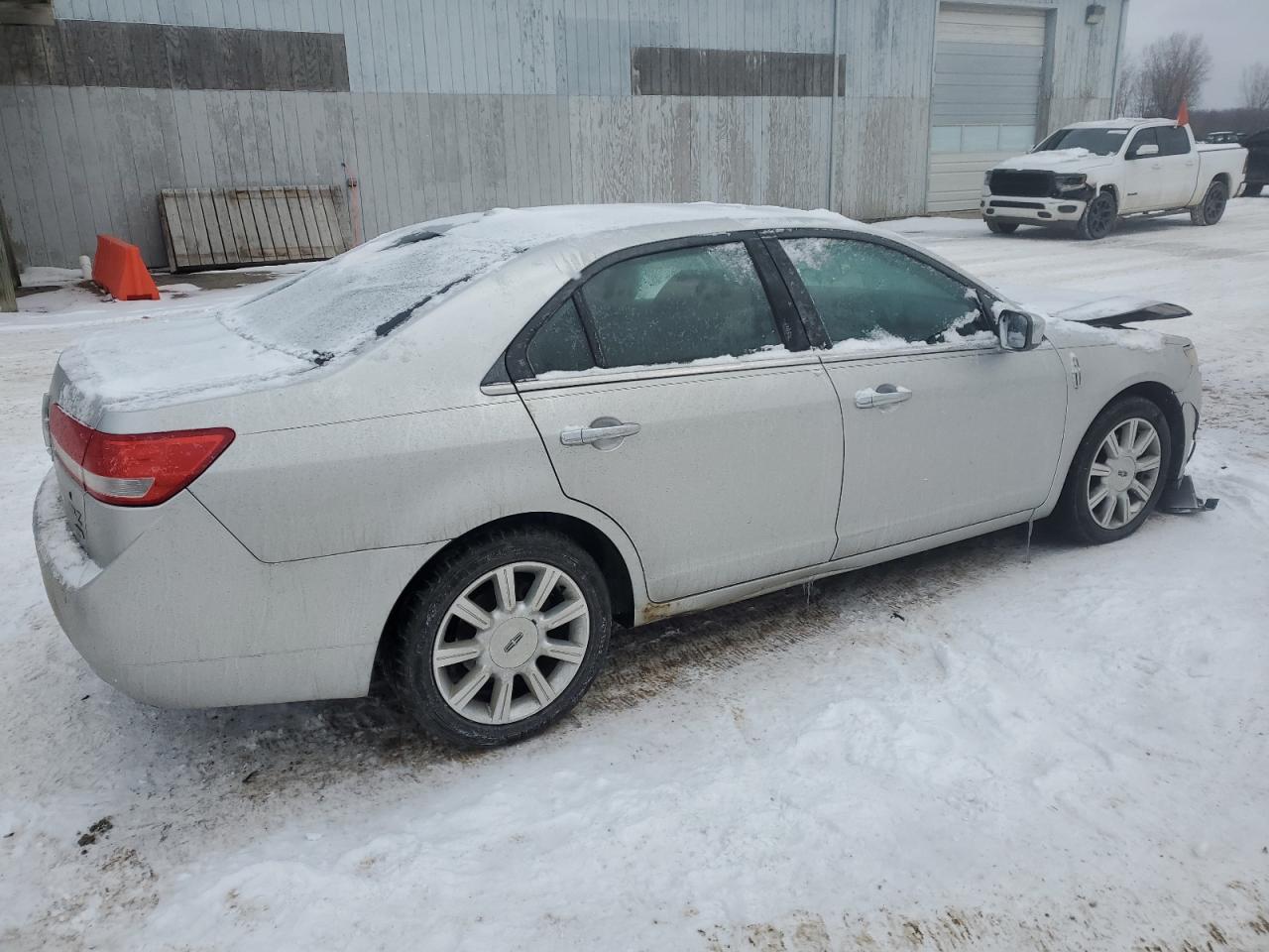 2012 Lincoln MKZ VIN 3LNHL2JC1CR812776 Copart auction photo, front end / minor dent/scratches damage thumbnail 3
