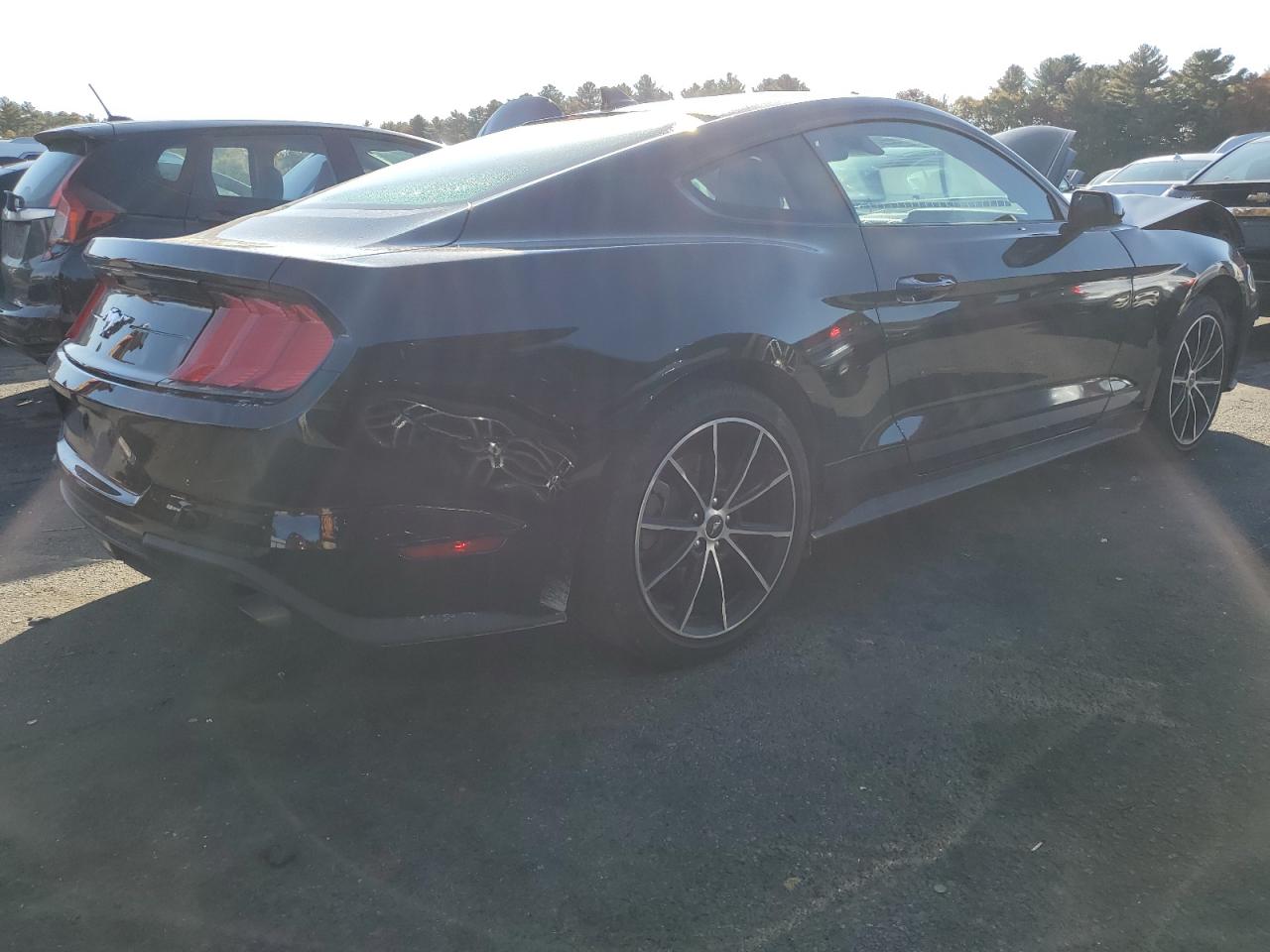 2021 Ford Mustang VIN 1FA6P8TH1M5117770 Copart auction photo, front end / minor dent/scratches damage thumbnail 3