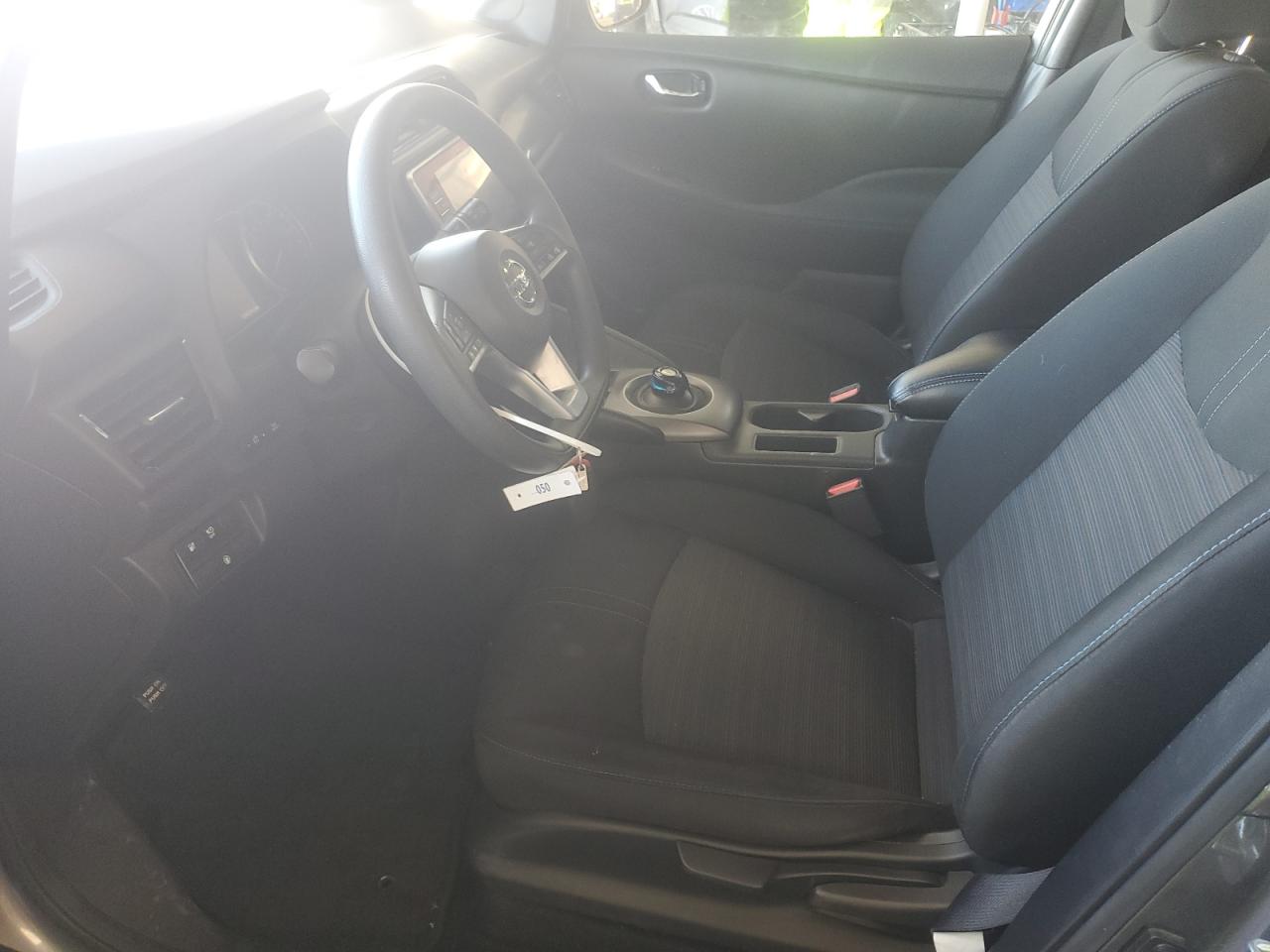 2020 Nissan Leaf VIN 1N4AZ1BP1LC308121 Copart auction photo, minor dent/scratches damage thumbnail 7