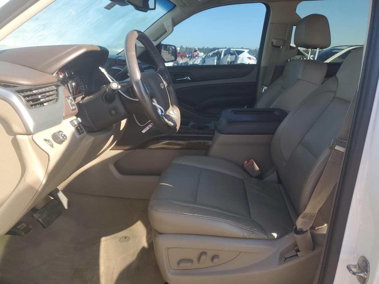 2015 Chevrolet Suburban VIN 1GNSCJKC6FR194168 Copart auction photo, rear end / side damage thumbnail 7