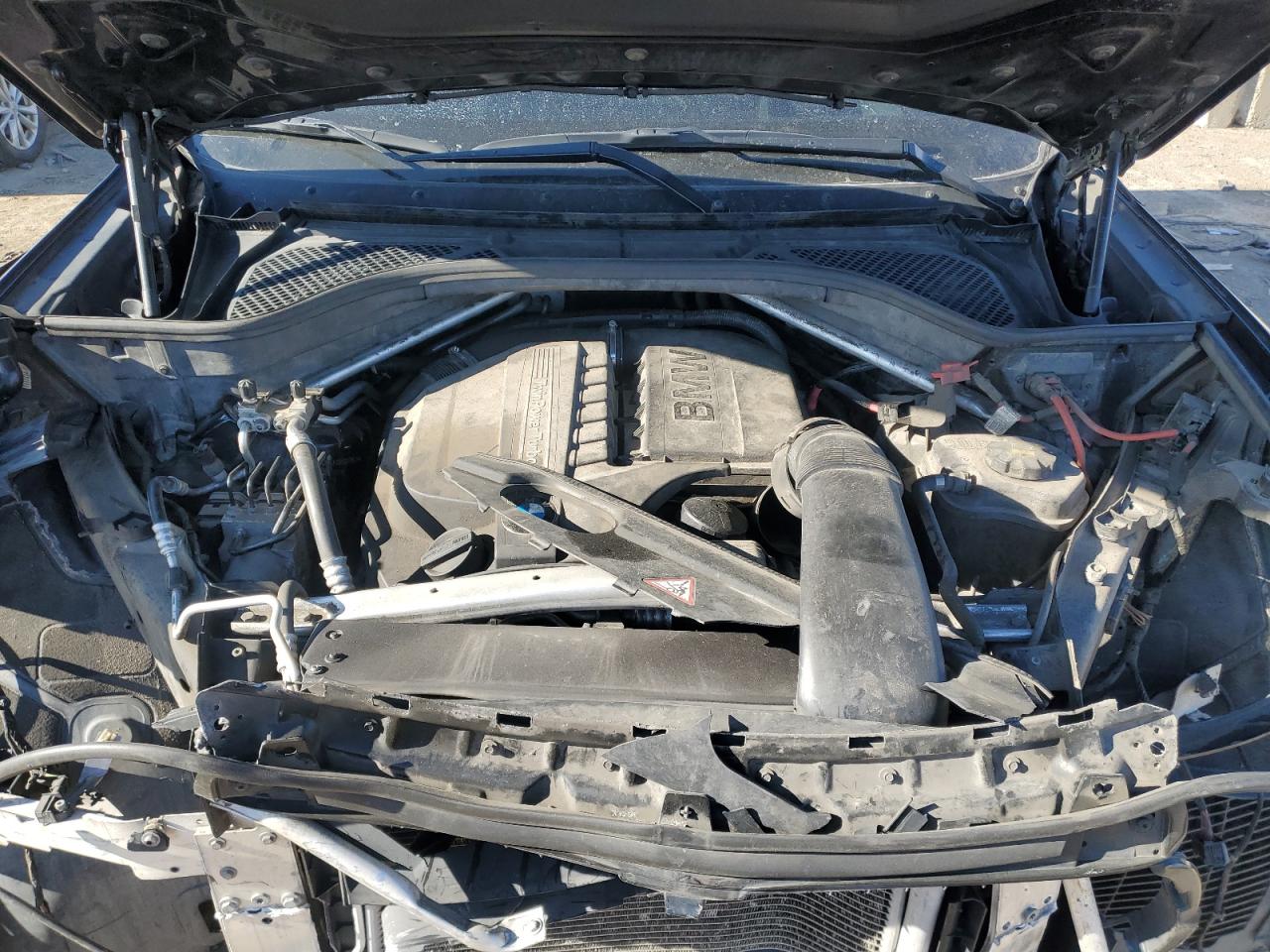 2015 BMW X5 VIN 5UXKR0C53F0K56761 Copart auction photo, front end damage thumbnail 13