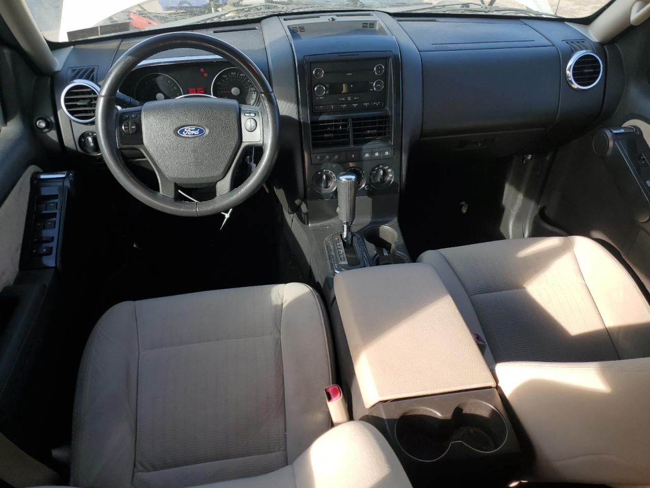 2008 Ford Explorer VIN 1FMEU73E18UA85392 Copart auction photo, side / front end damage thumbnail 8