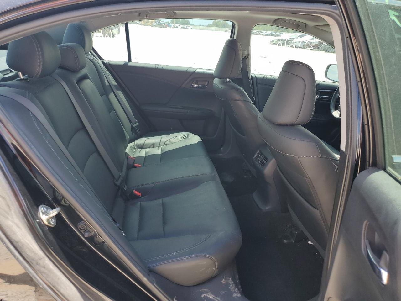 2017 Honda Accord VIN 1HGCR2F83HA015174 Copart auction photo, rear end damage thumbnail 11