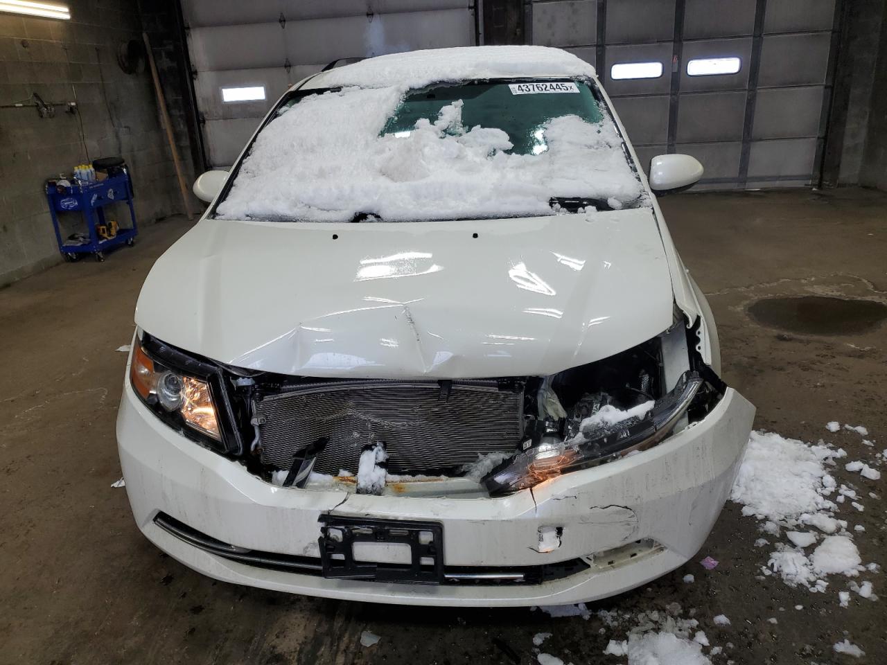 2016 Honda Odyssey VIN 5FNRL5H37GB146899 Copart auction photo, front end damage thumbnail 5