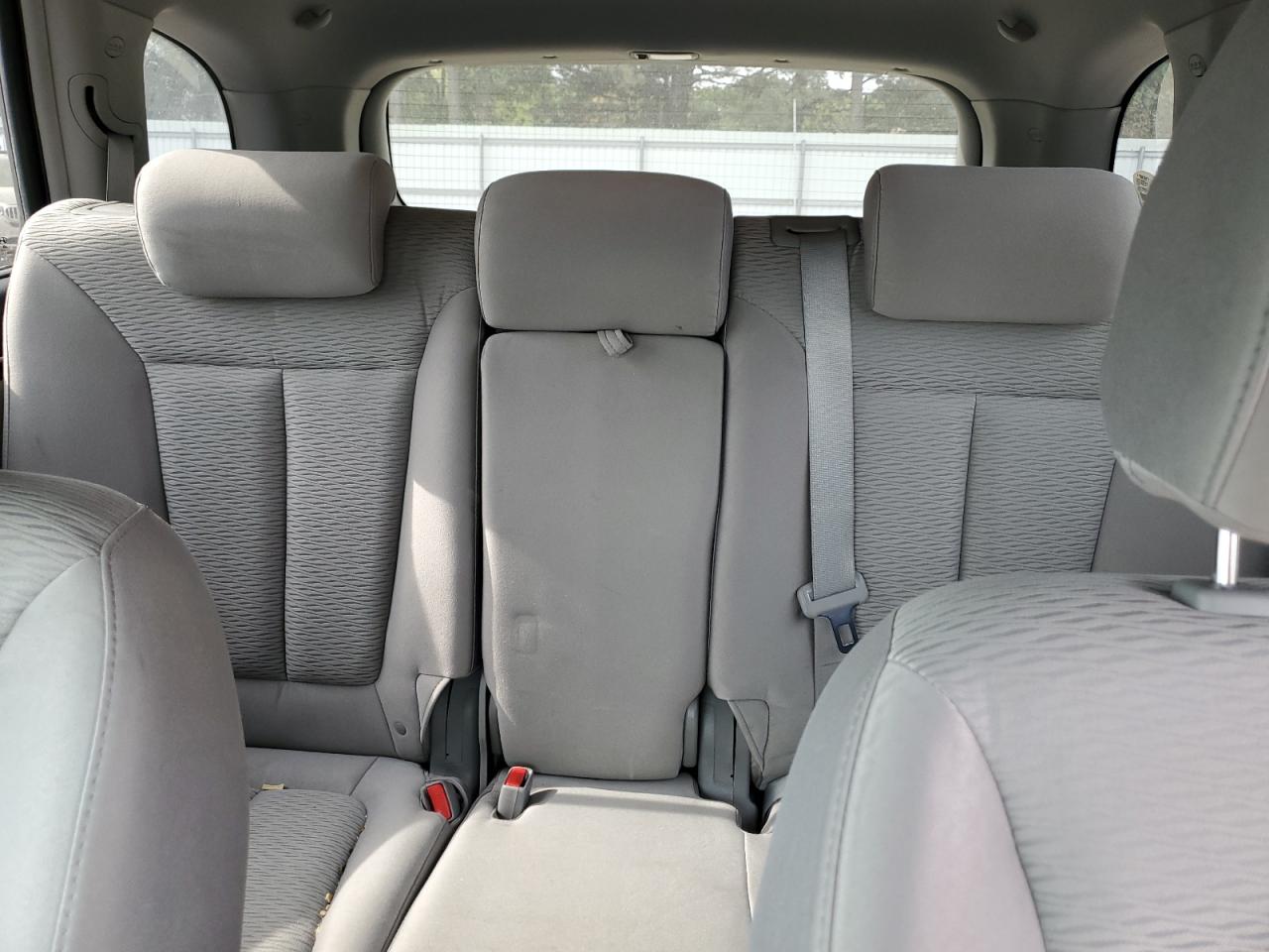 2007 Hyundai Santa Fe VIN 5NMSG13DX7H089787 Copart auction photo, minor dent/scratches damage thumbnail 10