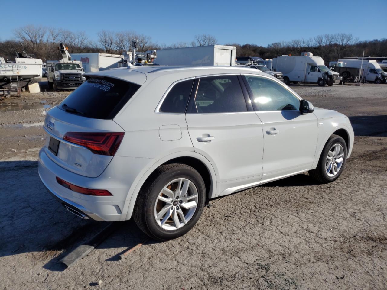 2023 Audi Q5 VIN WA1GAAFY3P2139062 Copart auction photo, side damage thumbnail 3