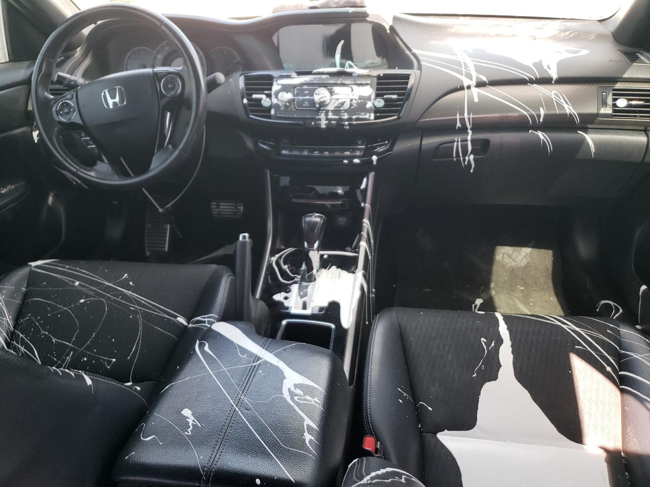2016 Honda Accord VIN 1HGCR2F58GA137663 Copart auction photo, vandalism damage thumbnail 8